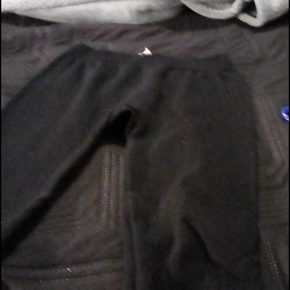 Black leggings